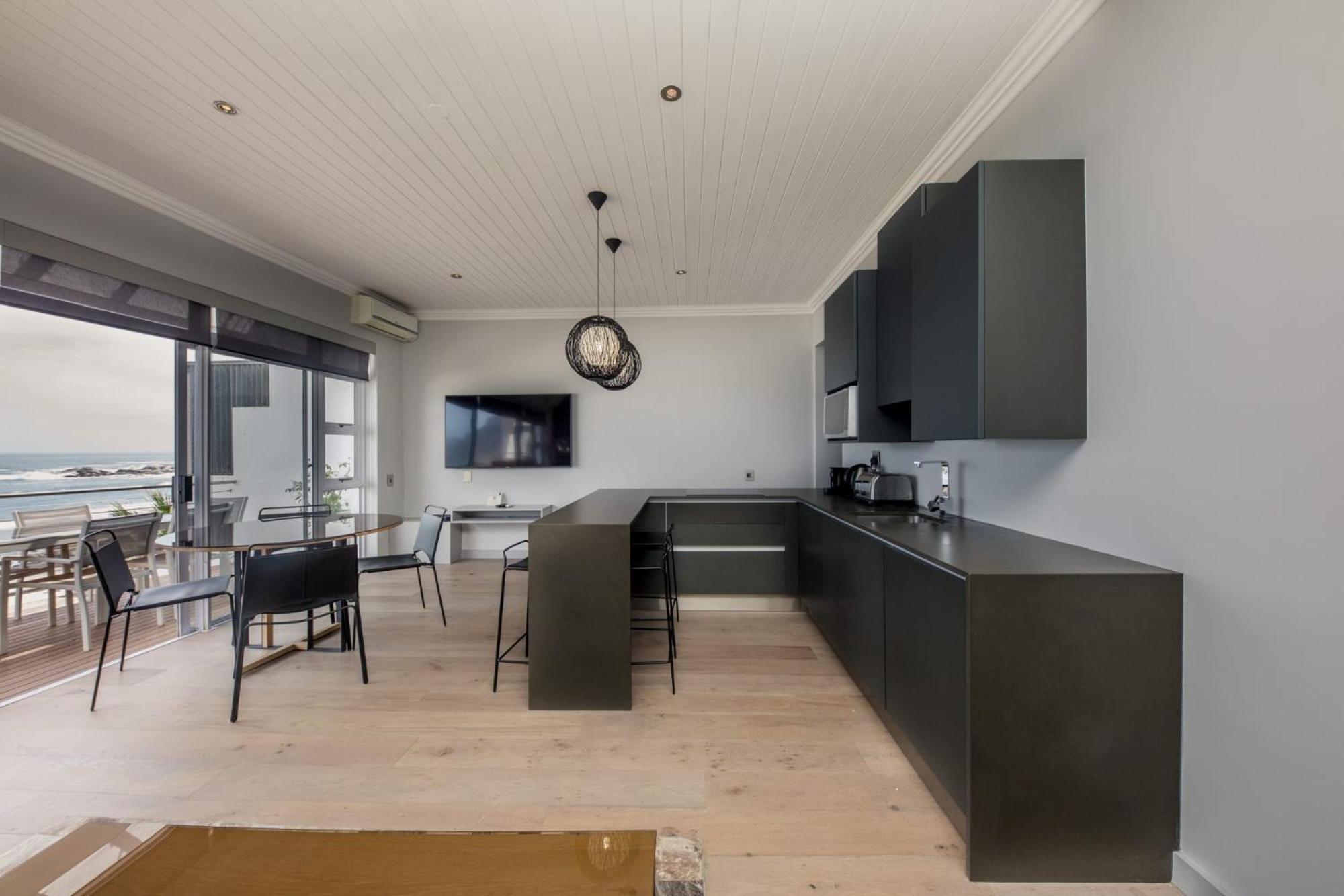 Seasonsfind - The Sunset Apartment เคปทาวน์ ภายนอก รูปภาพ